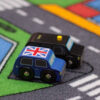2 klassiske legetøjsbiler fra Londen leveret af Legetøj Online produceret af Le Toy Van